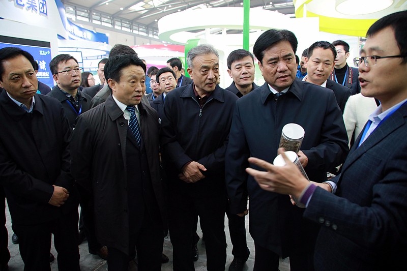 张道宏李冬玉出席2017第三届西安国际环保工业博览会｜熊良虎致辞