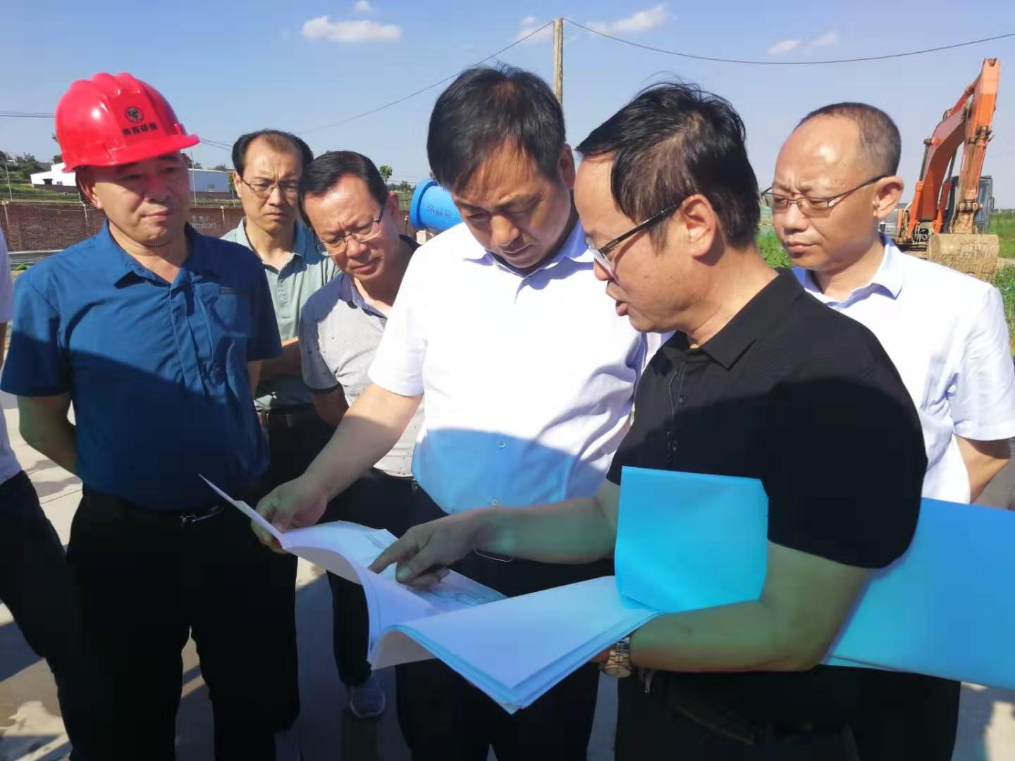 宝鸡市委常委、副市长王宁岗到水情形公司宝鸡蟠龙新区污水处理厂调研