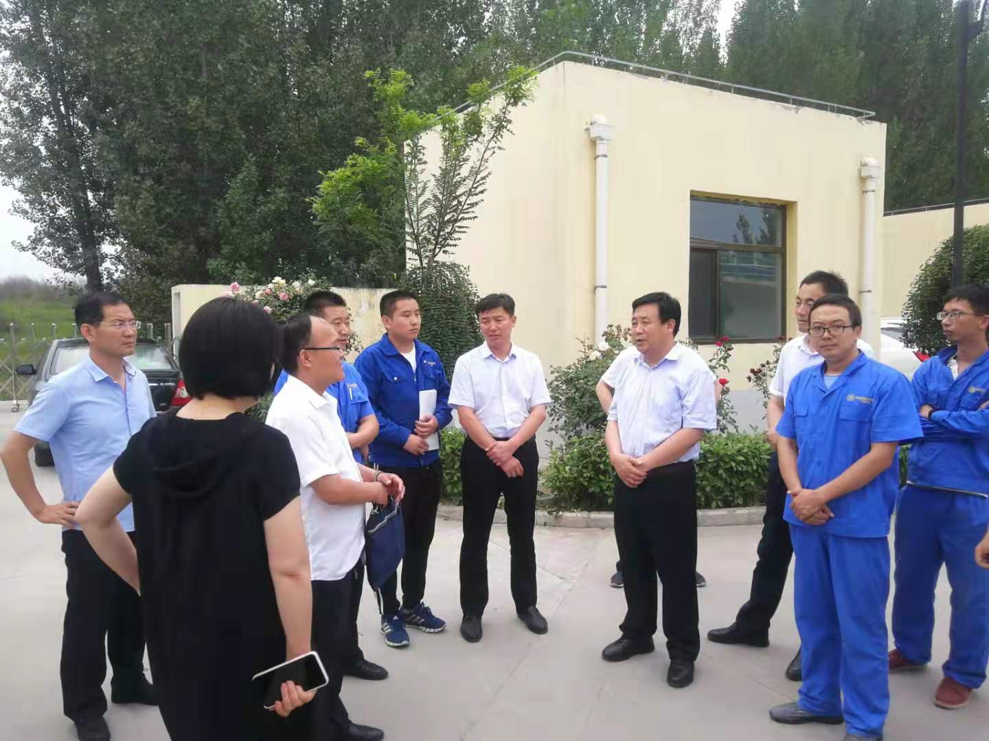 韩城市委常委、、副市长张新庄到水情形公司韩城市金城区污水处理厂调研