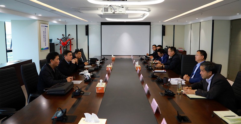 省决咨委委员、省委政研室原副主任王东到南宫NG28集团集团调研座谈