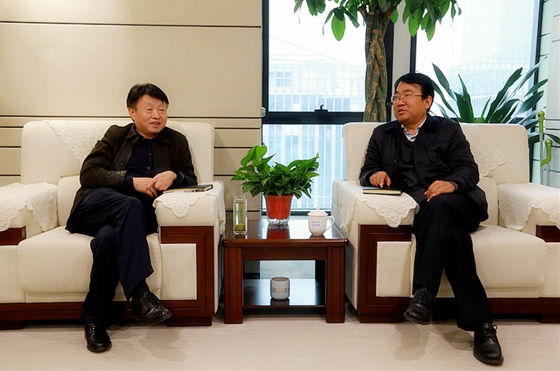 熊良虎会见宝鸡市生态情形局党组书记、、、局长赵永怀