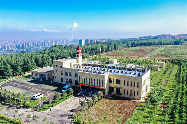 南宫NG28集团集团：：：周全深化国企刷新 激活企业开展“一汪清水”