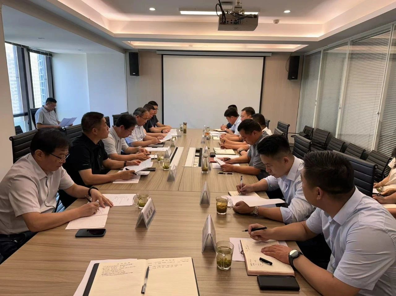 南宫NG28集团集团与光大绿色环保座谈交流